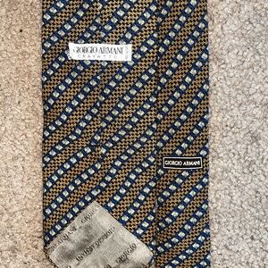 Giorgio Armani Cravette Men’s Tie